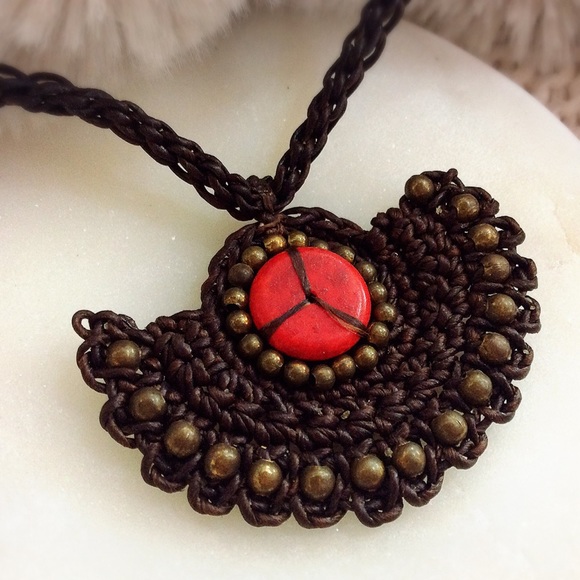 ❗️SALE❗️BOHO Necklace w Red & Brass Beads Pendant - Picture 3 of 7